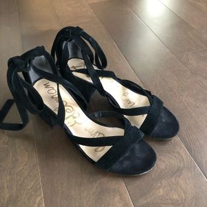 Sam Edelman strappy black wrap around sandal